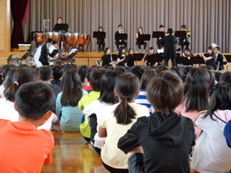 音楽鑑賞教室の画像