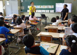 4年生外国語活動の画像