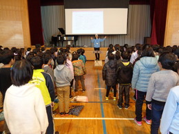 音楽集会～卒業式に向けての画像