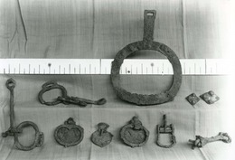 大正時代に出土した馬具（多くが東京国立博物館に所蔵されている）の画像
