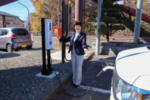 11月17日 EV普通充電設備充電デモンストレーション