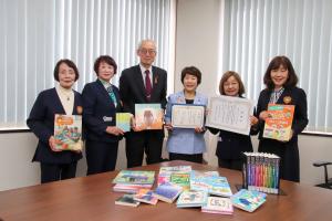 11月27日 国際ソロプチミスト諏訪寄附贈呈式