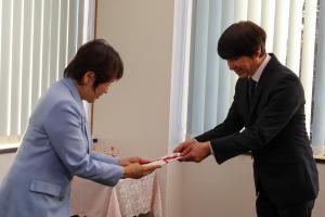 12月19日 チャリティーアート文化祭寄付金贈呈式