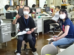 ペアで意見交換の画像