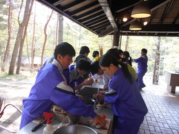 野外炊飯の画像