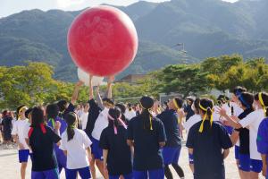 運動会大玉送り