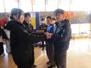 (2)豊田小へのプレゼント(2)