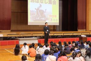 お話集会
