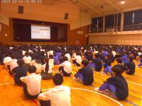 警察署の方による講演のようす
